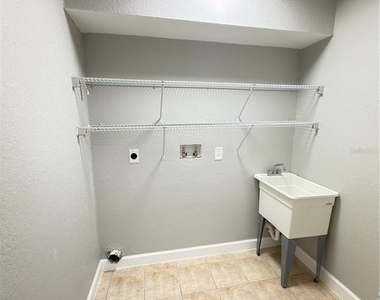 8443 N Grady Avenue - Photo Thumbnail 27