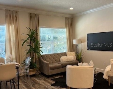 5739 Desert Rose Place - Photo Thumbnail 12
