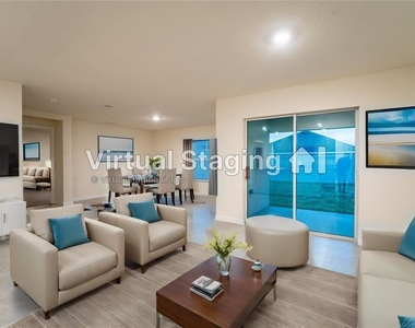 9206 Sapphire Creek Place - Photo Thumbnail 12