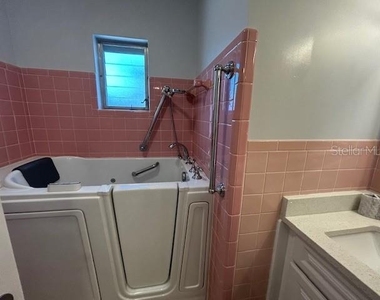 6901 Gulf Winds Drive - Photo Thumbnail 34