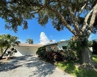 6901 Gulf Winds Drive - Photo Thumbnail 1