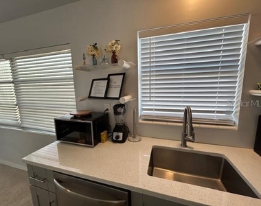 6901 Gulf Winds Drive - Photo Thumbnail 20