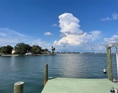 6901 Gulf Winds Drive - Photo Thumbnail 7