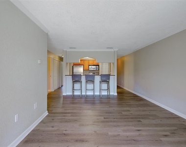 12293 Sailwinds Drive - Photo Thumbnail 5