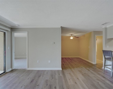 12293 Sailwinds Drive - Photo Thumbnail 9