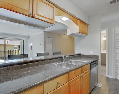 12293 Sailwinds Drive - Photo Thumbnail 18