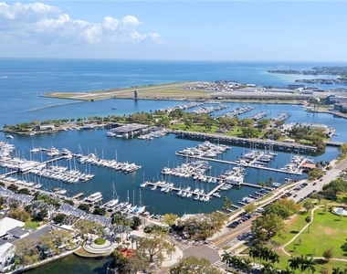 300 Beach Drive Ne - Photo Thumbnail 27