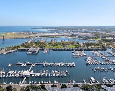 300 Beach Drive Ne - Photo Thumbnail 29
