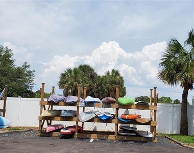213 Seahorse Drive Se - Photo Thumbnail 21