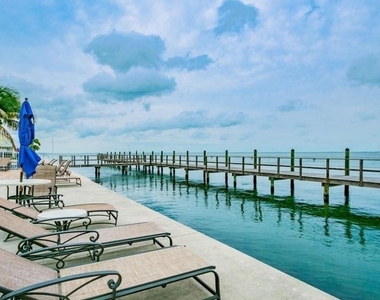 213 Seahorse Drive Se - Photo Thumbnail 39