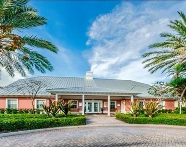 213 Seahorse Drive Se - Photo Thumbnail 11