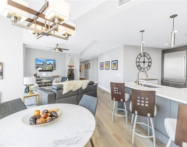 175 1st Street S - Photo Thumbnail 9