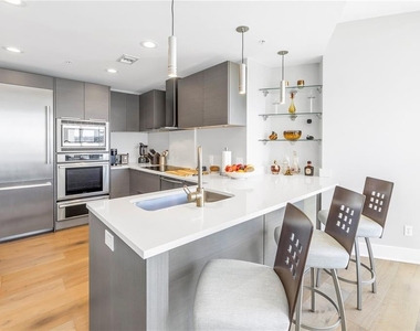 175 1st Street S - Photo Thumbnail 10