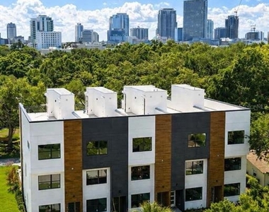 375 13th St N - Photo Thumbnail 1