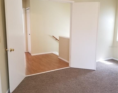 8202 Broward Place - Photo Thumbnail 27
