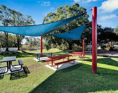 8202 Broward Place - Photo Thumbnail 41