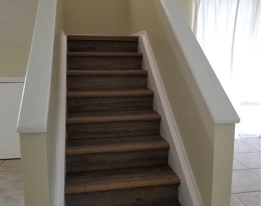 8202 Broward Place - Photo Thumbnail 12
