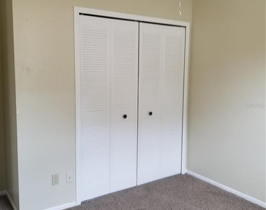 8202 Broward Place - Photo Thumbnail 32