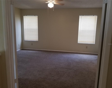 8202 Broward Place - Photo Thumbnail 22