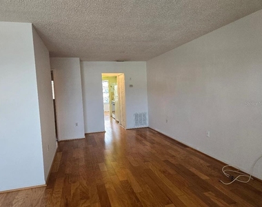 3128 59th Street S - Photo Thumbnail 4