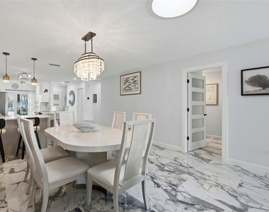 573 Boca Ciega Point Boulevard N - Photo Thumbnail 11