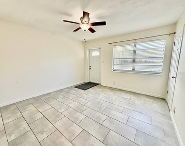 4109 W Wallace Avenue - Photo Thumbnail 5