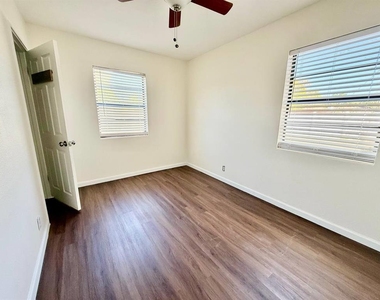 4109 W Wallace Avenue - Photo Thumbnail 16