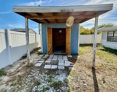 4109 W Wallace Avenue - Photo Thumbnail 21
