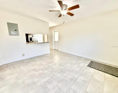 4109 W Wallace Avenue - Photo Thumbnail 4