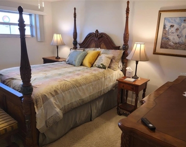 7405 Bay Island Drive S - Photo Thumbnail 13