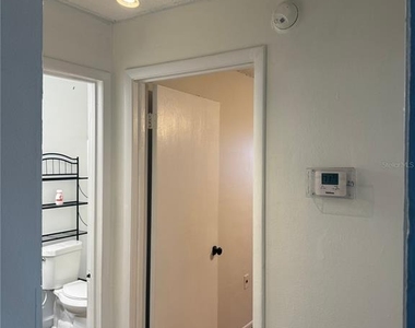 3827 Bay Club Circle - Photo Thumbnail 24