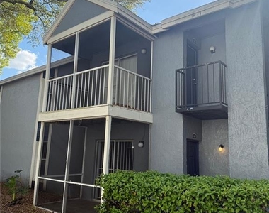 3827 Bay Club Circle - Photo Thumbnail 2