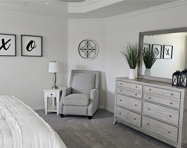 234 Polermo Avenue - Photo Thumbnail 13