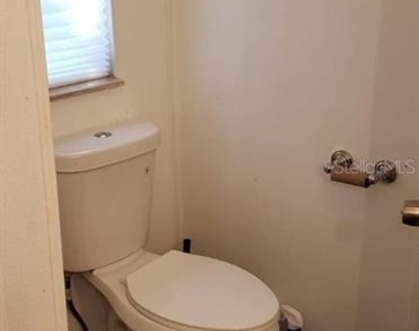 1089 Greenskeep Drive - Photo Thumbnail 7