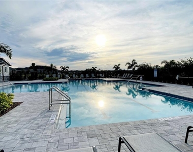 1387 Mountain Flower Lane - Photo Thumbnail 22