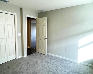 1387 Mountain Flower Lane - Photo Thumbnail 18