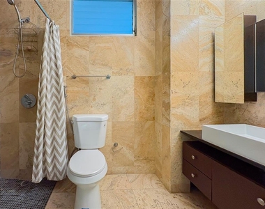 1 Madrid Cond. Lakeshore - Photo Thumbnail 7