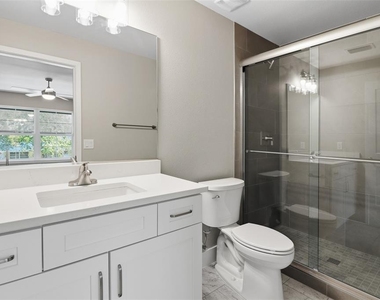 45 Se 15th Terrace - Photo Thumbnail 17