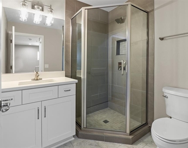 43 Se 15th Terrace - Photo Thumbnail 21