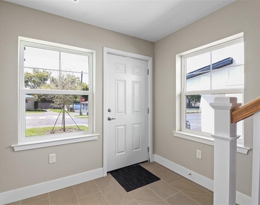 43 Se 15th Terrace - Photo Thumbnail 3