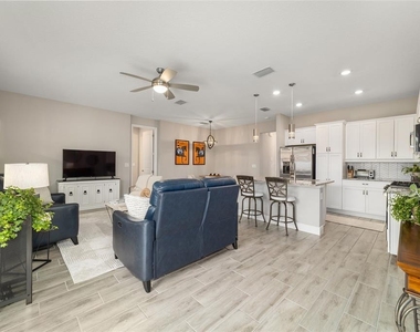 5361 Nw 33rd Place - Photo Thumbnail 19