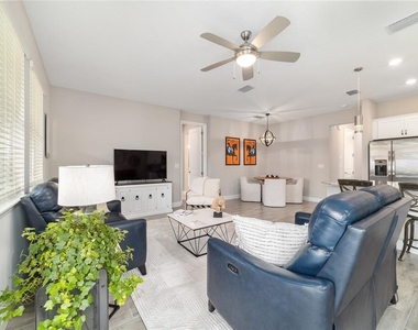 5361 Nw 33rd Place - Photo Thumbnail 18