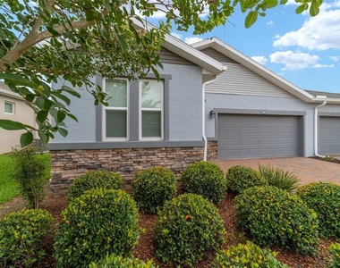 5361 Nw 33rd Place - Photo Thumbnail 6