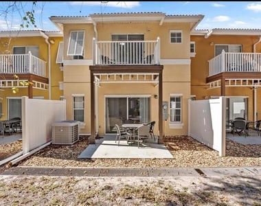 1017 Park Ridge Circle - Photo Thumbnail 14
