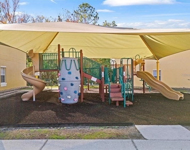 1017 Park Ridge Circle - Photo Thumbnail 21