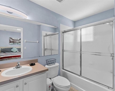 1017 Park Ridge Circle - Photo Thumbnail 10