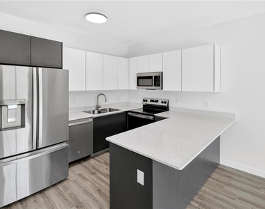 1611 Nw 29th Road - Photo Thumbnail 10