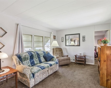 77 Wildwood Lane - Photo Thumbnail 4