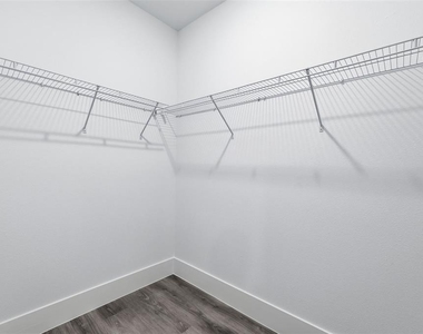 7047 N Lime Drive - Photo Thumbnail 16