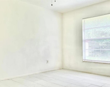 547 Lino Court - Photo Thumbnail 7